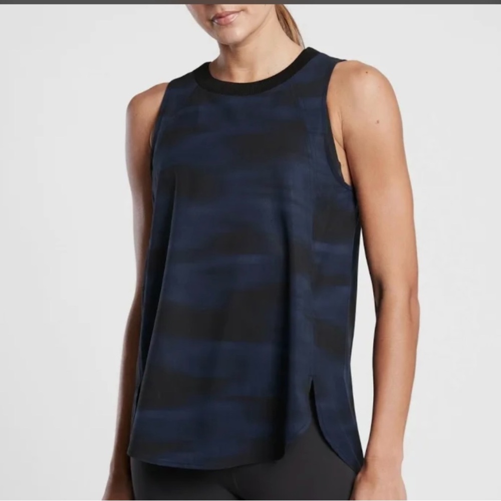 ATHLETA Zephyr Print Tank Top | Blurred Camo Dark Blue Muscle Tee 3X. NWT